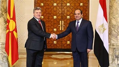 الرئيس السيسي يتلقى اتصالاً هاتفياً من الرئيس المقدوني