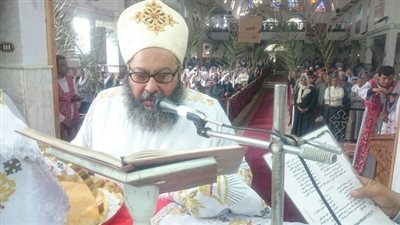 بالصور..  كنائس السويس تحتفل بأحد الشعانين وسط اجراءات امنية مشددة
