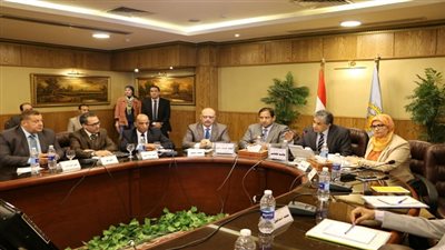 فهمي في الغربية: مناقشة مخرجات منظومة المخلفات الخاصة بالمحافظة 