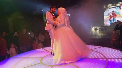 تهنئة من القلب.. مبروك للعروسين