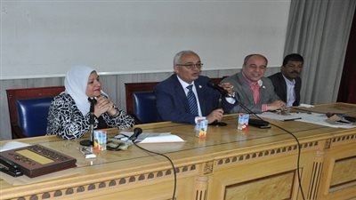 التعليم تعقد ورشة عمل لطرق صياغة الأسئلة لموجهى مادة الدراسات الاجتماعية