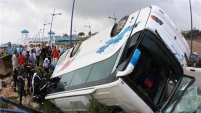 إصابة عدد 13 طالب وطالبة إثر انقلابهم بالأتوبيس الخاص بالمدرسة
