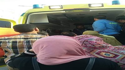 بالصور.. إصابة طالبة بكسور إثر سقوطها من الدور الثاني بمدرسة ببنها