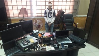 ضبط مسجل خطر لإرتكابه عدد من وقائع سرقات المساكن 