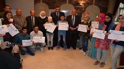 التعليم تكرم الطلاب الفائزين فى مسابقة 