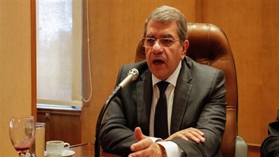 وزير المالية: انخفاض عجز الموازنة 1.3% خلال العام المالي 2017 /2018