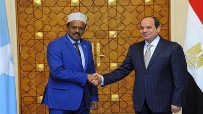 السيسي يتلقى اتصالاً هاتفياً من الرئيس الصومالي