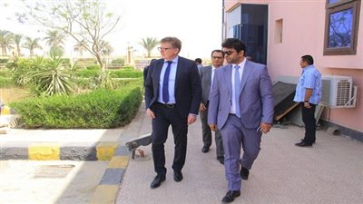 بالصور.. سفير الاتحاد الاوروبي  فى جولة بأستوديوهات DMC