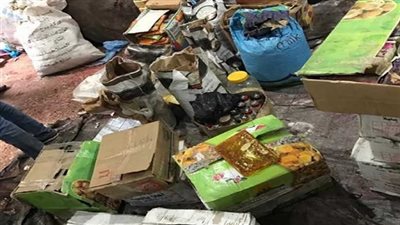 ضبط 15 ألف عبوة حلوى منتهية الصلاحية في حملة تموينية بالإسكندرية
