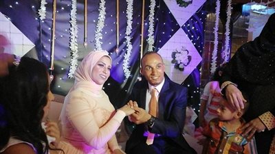 تهنئة من القلب.. مبروك للعروسين