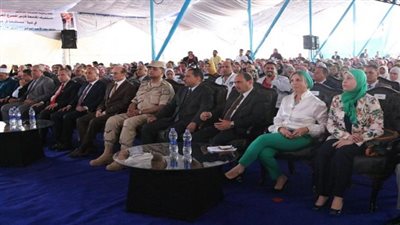 بالصور.. جامعة السويس تقيم ندوة 