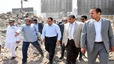 وزير الإسكان يتفقد منطقة مثلث ماسبيرو بعد الإخلاء والهدم والاستعداد لتنفيذ مخطط التطوير