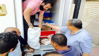 بالصور.. حملات تفتيش على المطاعم والمحلات وضبط سيارة اغذية فاسدة بالدقهليه