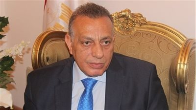 الدالى يكلف رؤساء الأحياء بعدم مغادرة الشارع قبل ازاله اى تراكمات للمياه