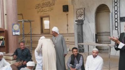 شاب أرمينى يعتنق الإسلام فى مسجد أحمد ابن إدريس بالأقصر