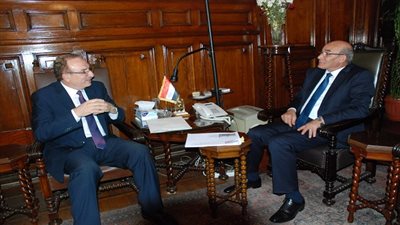 البنا يبحث مع محافظ بني سويف سبل التيسير على مزارعي المحافظة