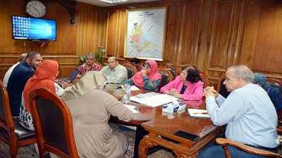 محافظ القليوبية يناقش المخطط التفصيلي لمنطقة حوض العشرات بقليوب 