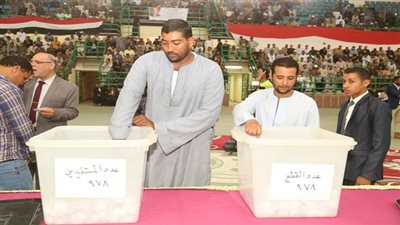 محافظ قنا: 2445 فدان لصغار المزارعين بالمراشدة ضمن مبادرة السيسى