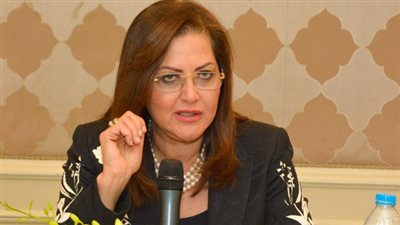 وزيرة التخطيط فى محافظة السويس لافتتاح المرحلة الثانية للمراكز التكنولوجية لخدمة المواطنين 