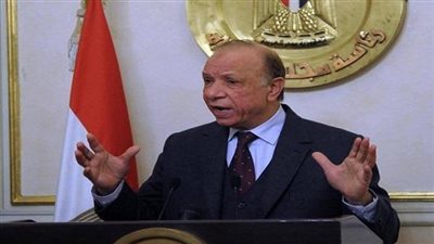 محافظ القاهرة:  قائمة سوداء لرؤساء الاحياء المتقاعسين عن الرد علي شكاوي المواطنين