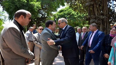 محافظ القليوبية يستقبل السفير الاذربيجاني لأحياء ذكرى ميلاد الزعيم الاذربيجانى حيدر علييف بالقناطر الخيرية