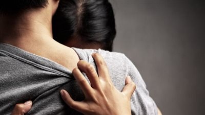 19علامة تدل على تعلق الفرد بشكل غير صحي بنصفه الآخر