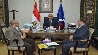 محافظة السويس تقرر صرف 7.5 مليون جنية تعويضات للصيادين المتضررين من وقف الصيد