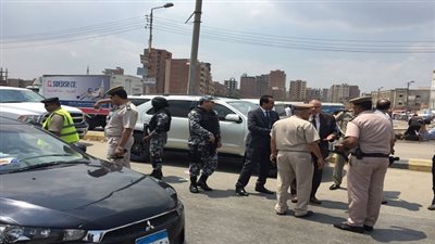 بالصور.. مدير أمن القليوبية يقود حملة مرورية ببنها