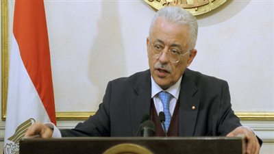 شوقى يعتمد نتيجة امتحان الدور الأول لشهادة إتمام الدراسة الثانوية الفنية الصناعية نظام السنوات الثلاث للعام الدراسي الحالي 2017/2018 لطلاب البعثة المصرية بالسودان