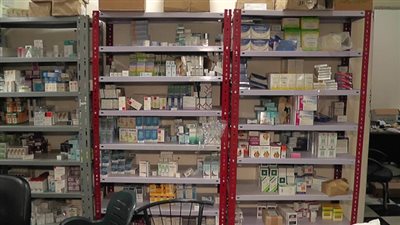 ضبط صيدلية تقوم بترويج أدوية محظور تداولها بالقليوبية