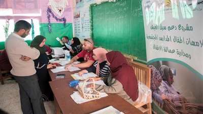 والى: الانتهاء من تدريب 15 الف من المستفيدات وتمويل مشروعات  بإجمالي 10 مليون جنية