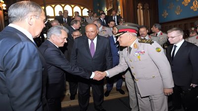 وزير الدفاع يعود الى ارض الوطن بعد إنتهاء زيارته الرسمية الى جمهورية روسيا الإتحادية