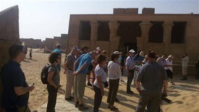 وفد سياحى فى المنيا لاكتشاف التاريخ الفرعونى