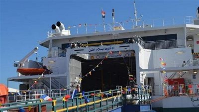 وصول وسفر2484 راكب بمينائى سفاجا والغردقة