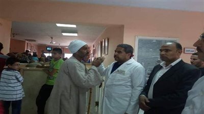 الكشف على 1000مريض خلال قافلة طبية بالوحدة المحلية بطحوريا 