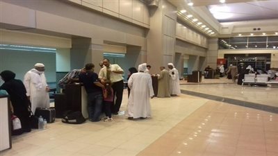 وصول وسفر 2937 راكب و معتمر بمينائى سفاجا و الغردقة