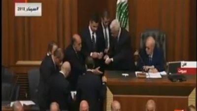 شاهد.. لحظة إعلان انتخاب نبيه بري رئيسًا لمجلس النواب اللبناني