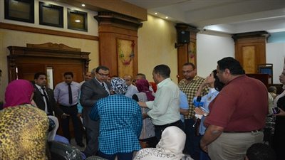 وزير القوي العاملة يتابع أولي مراحل الانتخابات العمالية