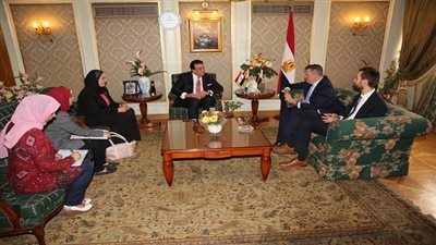 وزير التعليم العالى يستقبل السفير السويدى لبحث التعاون بين البلدين