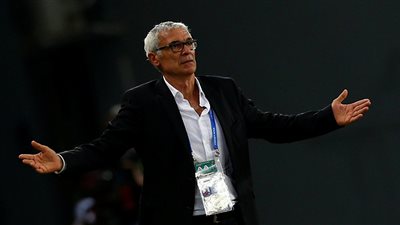 مدرب الجزائر السابق مرشح لخلافة كوبر في منتخب مصر
