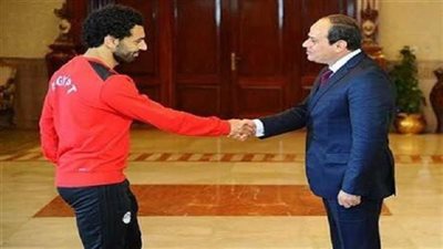 السيسي يطمئن على لاعب منتخب مصر القومي محمد صلاح.. هاتفياً 