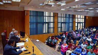 محافظ القليوبية يعقد لقاءً خاصا بذوي الإحتياجات الخاصة لحل مشاكلهم 