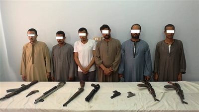 ضبط 42 قطعة سلاح نارى، 45 من العناصر الإجرامية الخطرة، وتنفيذ 5032 حكم قضائى