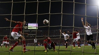 نجم الأهلى يعلن خبر وفاة نجله عبر 