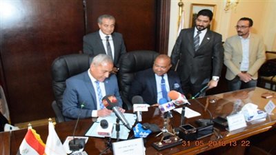 روتوكول تعاون بين « تنمية التجارة» و«محافظة السويس» لإنشاء مناطق لوجستية 