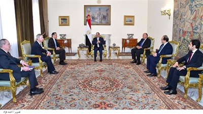 السيسي يستقبل وفداً من أعضاء مجلس النواب الأمريكي