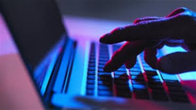 عقوبات الجرائم الإلكترونية.. غرامة 100 ألف حال اختراق حساب خاص