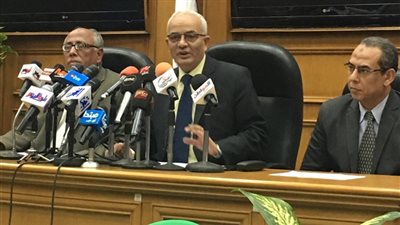 التعليم: إغلاق 12 صفحة للغش خلال الـ 24 ساعة الماضية