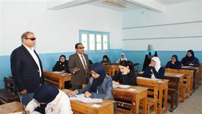 بدء مجموعات التقوية المجانية لطلاب ملاحق الإعدادية بالسويس