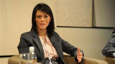 وزيرة السياحة: ربط منطقة الأهرامات بالمتحف المصري الكبير